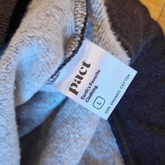 Pact Organic Cotton Star Embroidered Crewneck Sweatshirt Gray Size Large - Picture 3 of 11